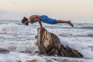 Summer is coming. Have you ever considered going solo? Travel